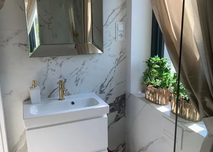 Вилла Nad Jeziorami Niedzwiady Слесин