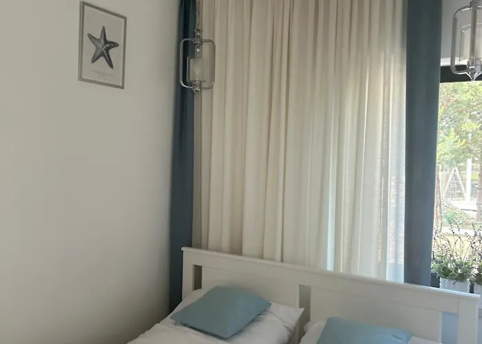 Nad Jeziorami Niedzwiady Слесин